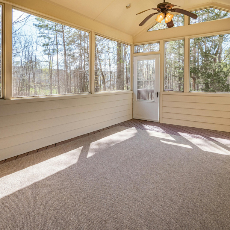 Modern home with clean carpet
