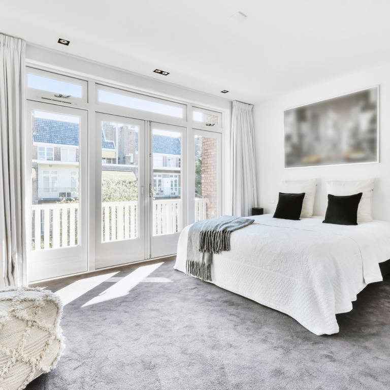 Modern home with clean carpet