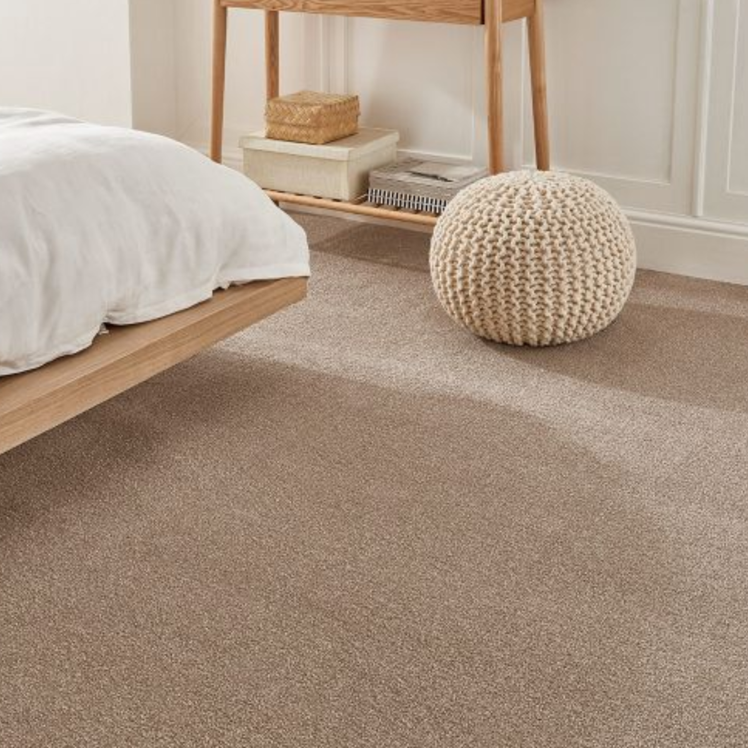 Modern home with clean carpet
