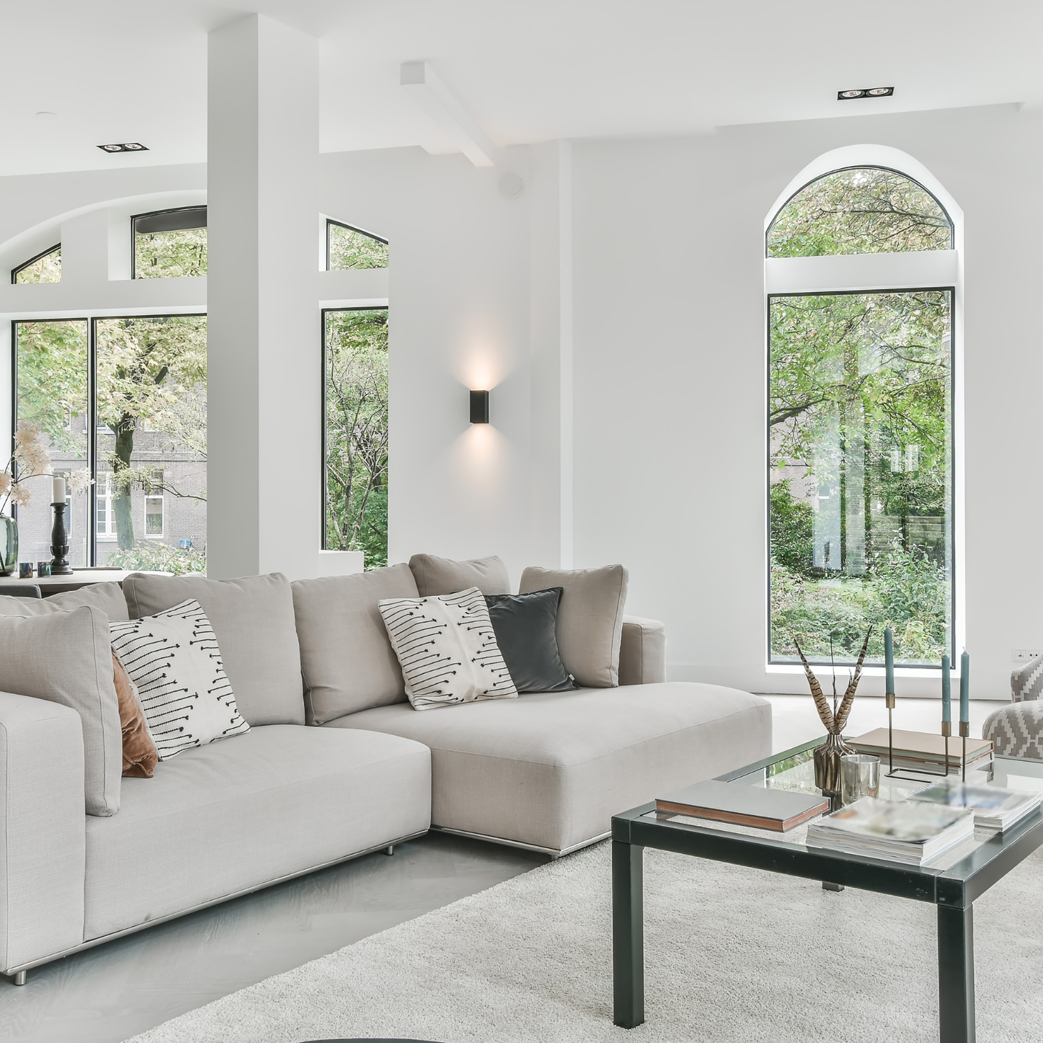 Modern home with clean carpet